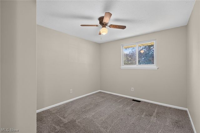 4633 Packard Avenue NW, Canton, OH 44709
