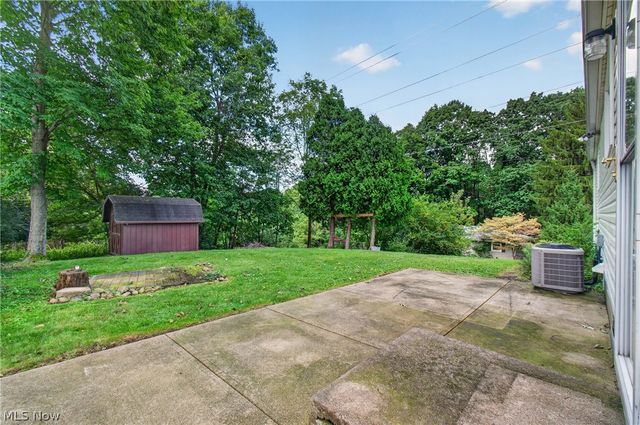 4633 Packard Avenue NW, Canton, OH 44709
