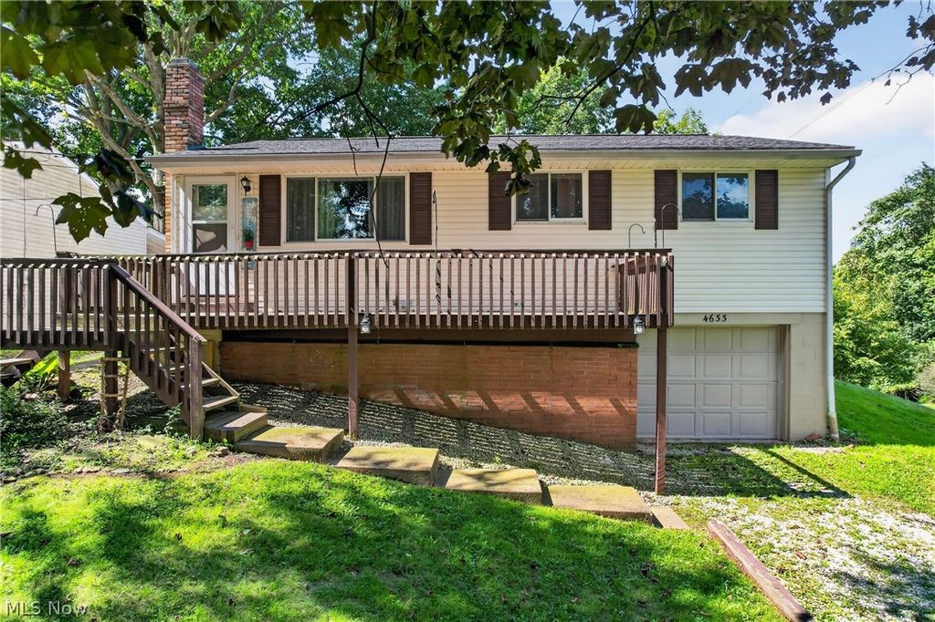 4633 Packard Avenue NW, Canton, OH 44709