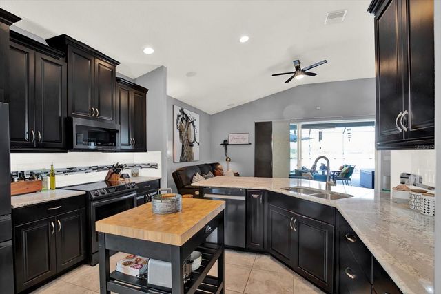 7217 BLUE BEECH DRIVE, Riverview, FL 33578