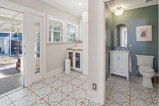 144 Crofton, San Antonio, TX 78210