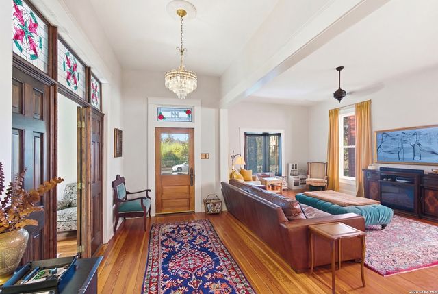 144 Crofton, San Antonio, TX 78210