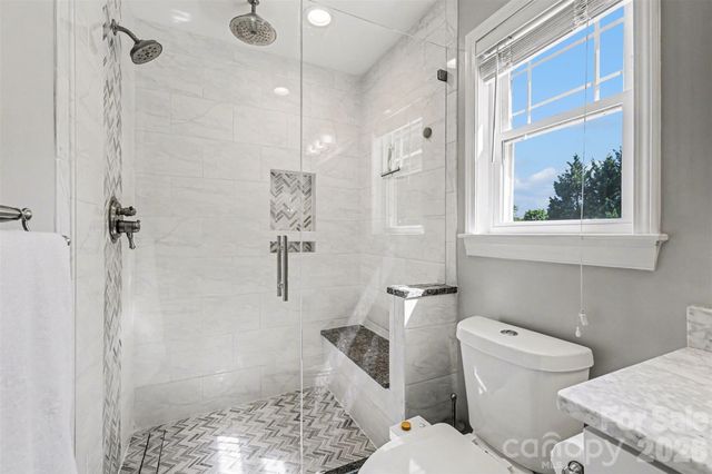 8536 Ochre Drive, Charlotte, NC 28215
