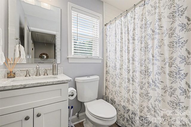 8536 Ochre Drive, Charlotte, NC 28215