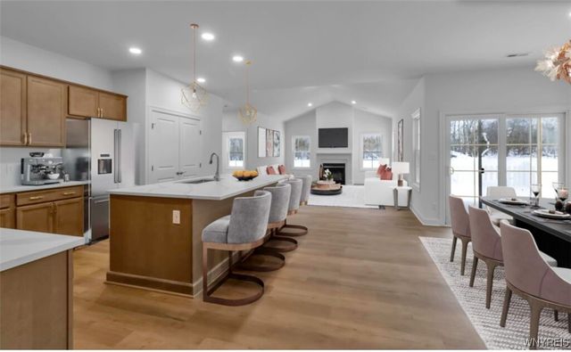 5665 Southwestern Boulevard 14B, Hamburg, NY 14075