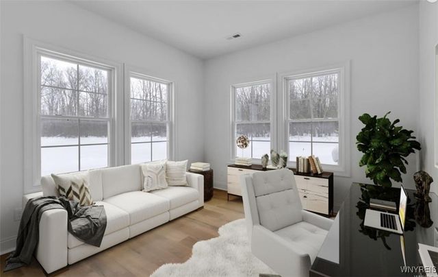 5665 Southwestern Boulevard 14B, Hamburg, NY 14075