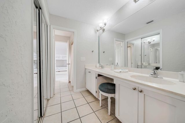 8730 Thomas Drive UNIT 313, Panama City Beach, FL 32408