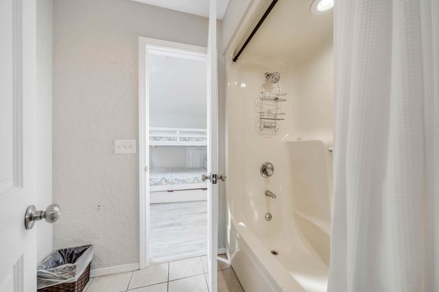 8730 Thomas Drive UNIT 313, Panama City Beach, FL 32408