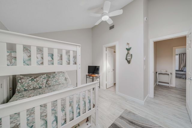 8730 Thomas Drive UNIT 313, Panama City Beach, FL 32408