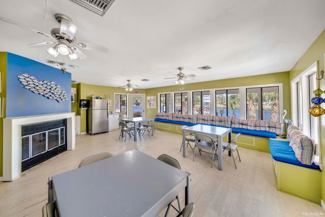 8730 Thomas Drive UNIT 313, Panama City Beach, FL 32408