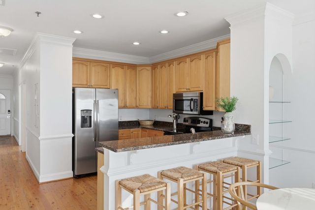 106 W Arctic Avenue 3l, Folly Beach, SC 29439