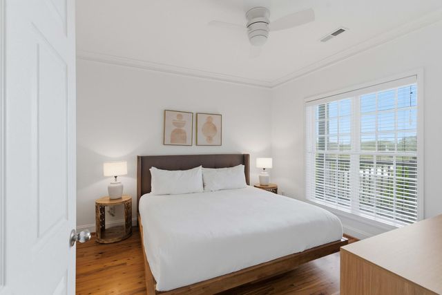 106 W Arctic Avenue 3l, Folly Beach, SC 29439