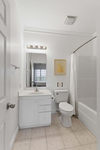 106 W Arctic Avenue 3l, Folly Beach, SC 29439
