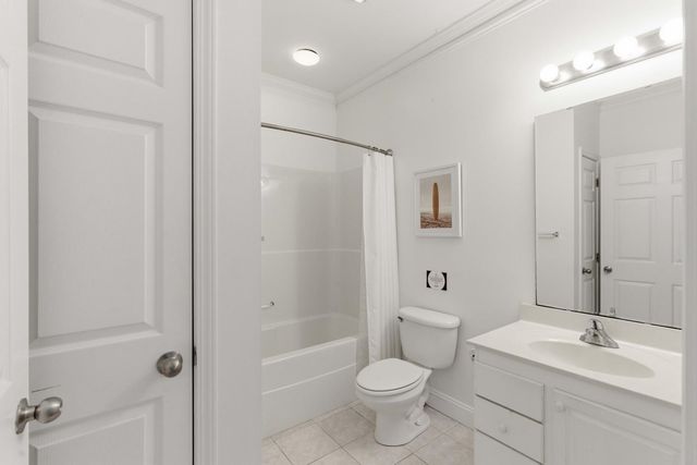 106 W Arctic Avenue 3l, Folly Beach, SC 29439