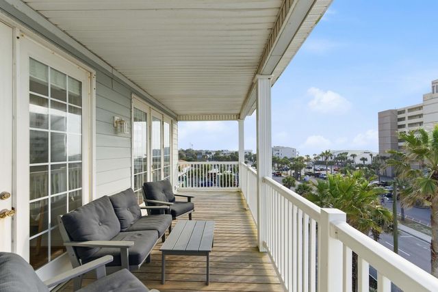 106 W Arctic Avenue 3l, Folly Beach, SC 29439