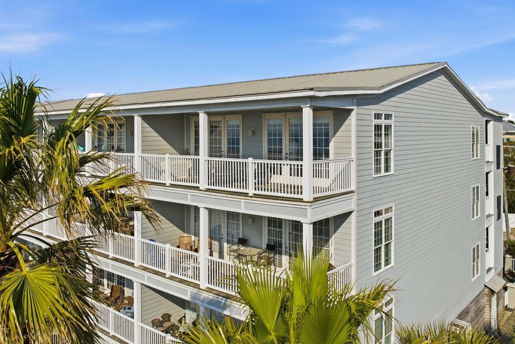 106 W Arctic Avenue 3l, Folly Beach, SC 29439