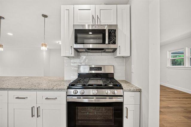 5427 Bliss Street, Houston, TX 77017