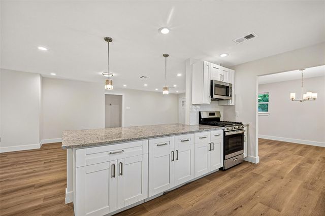 5427 Bliss Street, Houston, TX 77017