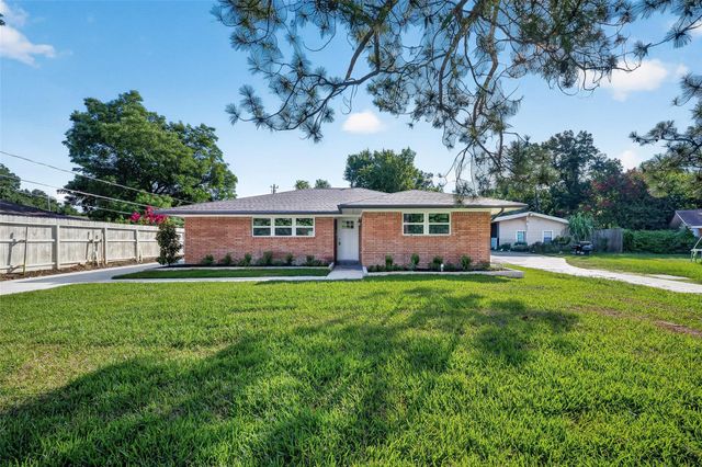 5427 Bliss Street, Houston, TX 77017