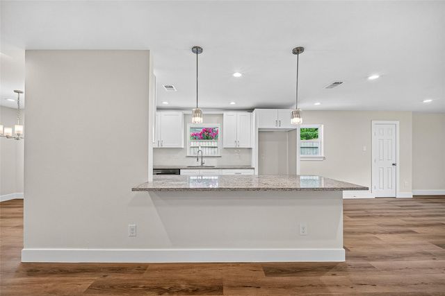 5427 Bliss Street, Houston, TX 77017