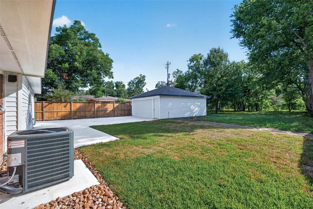 5427 Bliss Street, Houston, TX 77017