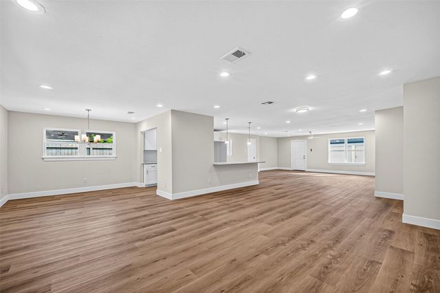 5427 Bliss Street, Houston, TX 77017