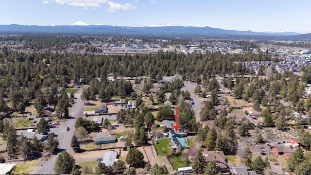 20873 SE Greenmont Drive, Bend, OR 97702