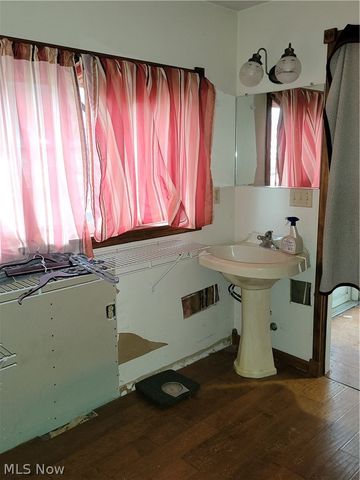 5554 State Route 152, Dillonvale, OH 43917