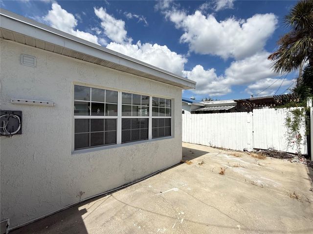 119 147TH AVENUE E B, Madeira Beach, FL 33708
