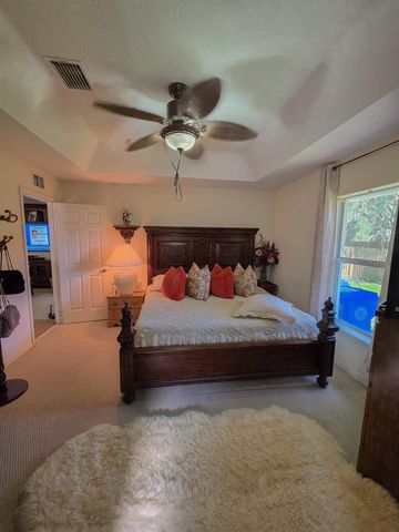 8415 22nd Street, Vero Beach, FL 32966