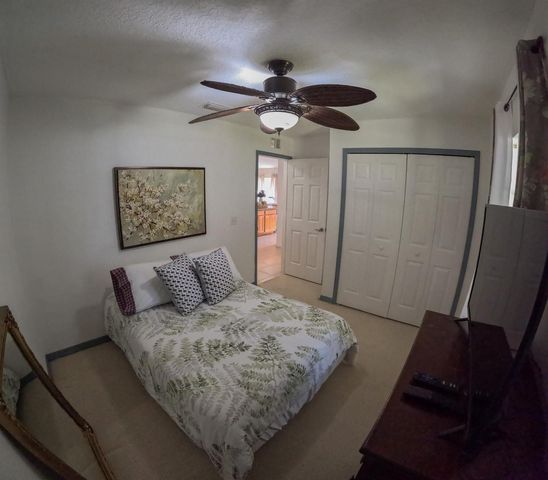 8415 22nd Street, Vero Beach, FL 32966