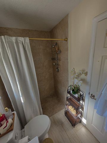 8415 22nd Street, Vero Beach, FL 32966