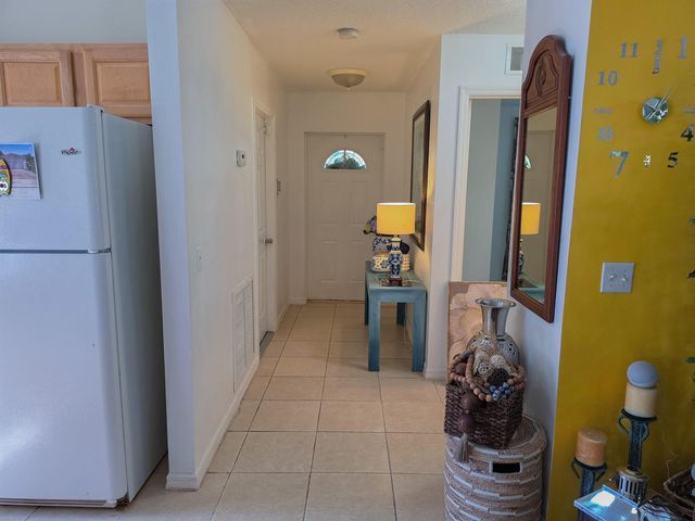 8415 22nd Street, Vero Beach, FL 32966