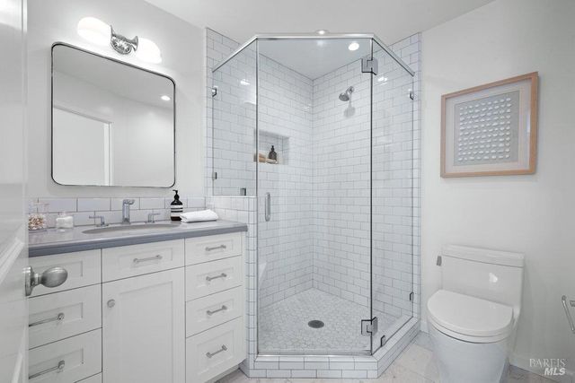 17 Strawberry Cir, Mill Valley, CA 94941