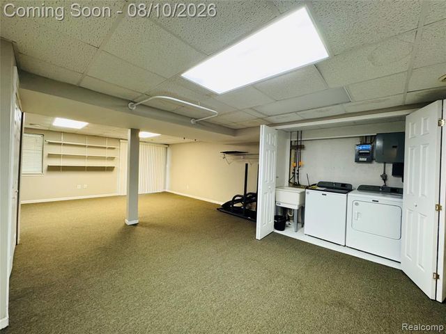 31199 Columbia Drive, Novi, MI 48377