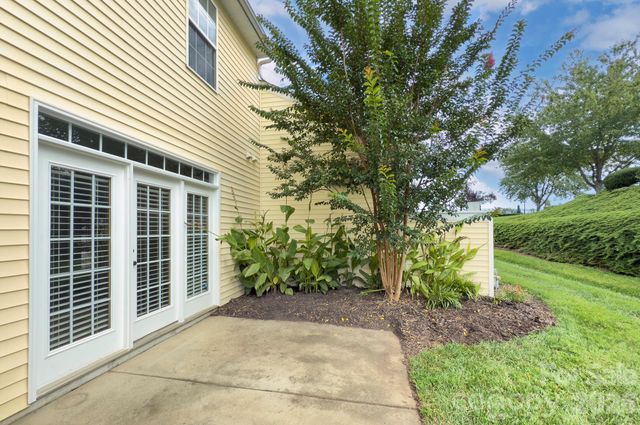 6042 Black Heath Drive, Fort Mill, SC 29707