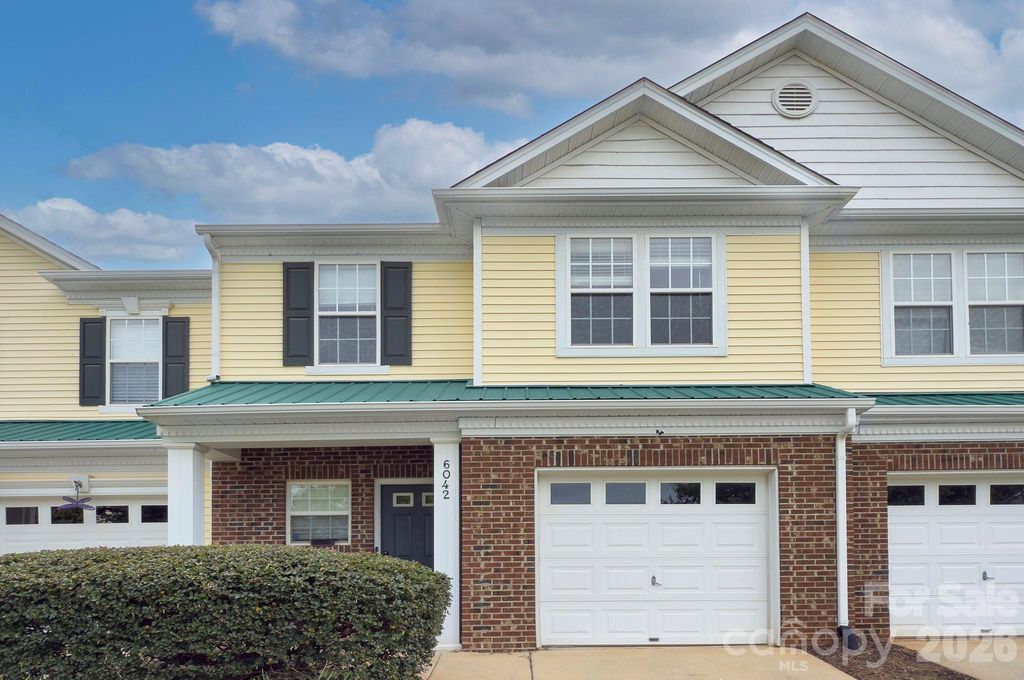 6042 Black Heath Drive, Fort Mill, SC 29707