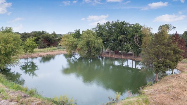 6880 County Road 4042, Kemp, TX 75143