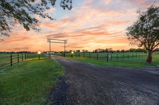 6880 County Road 4042, Kemp, TX 75143