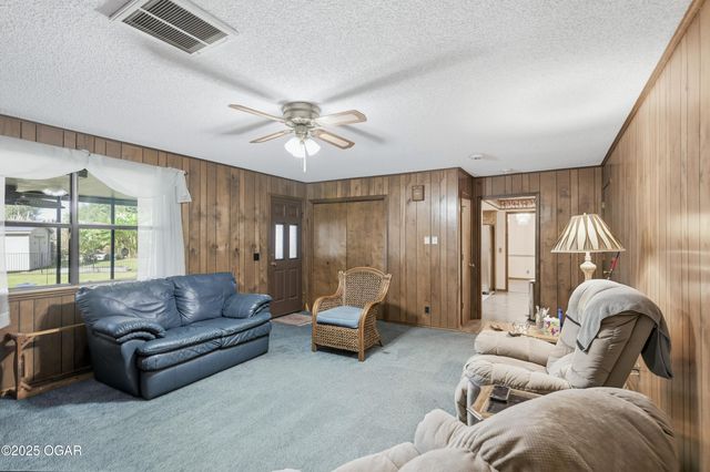 2631 Matthews Drive, Joplin, MO 64801