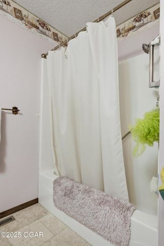 2631 Matthews Drive, Joplin, MO 64801