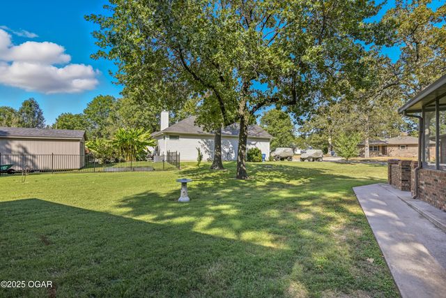 2631 Matthews Drive, Joplin, MO 64801