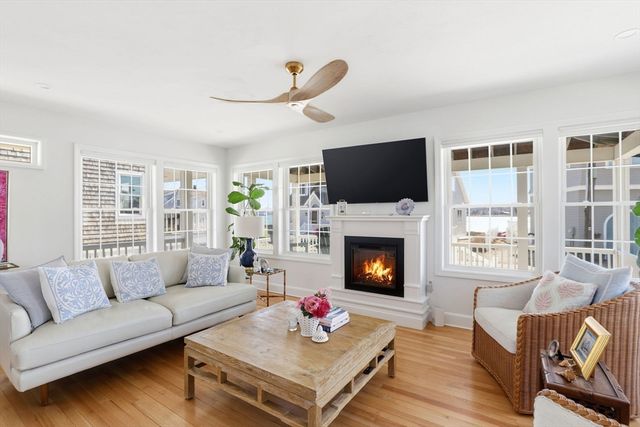 53 Lighthouse Rd, Scituate, MA 02066