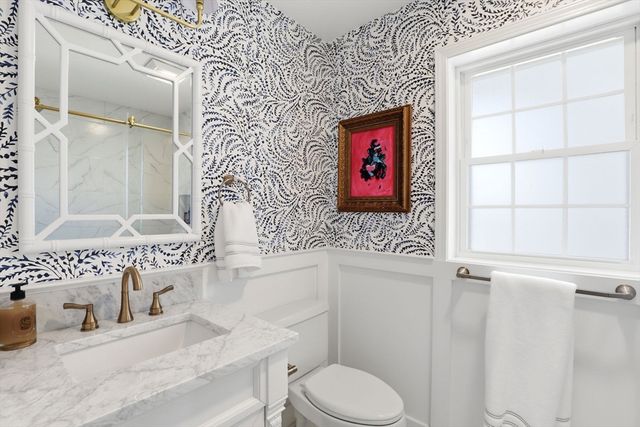 53 Lighthouse Rd, Scituate, MA 02066