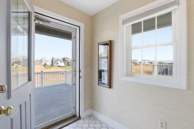 53 Lighthouse Rd, Scituate, MA 02066