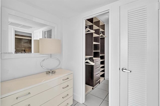 5161 Collins Avenue 1017, Miami Beach, FL 33140