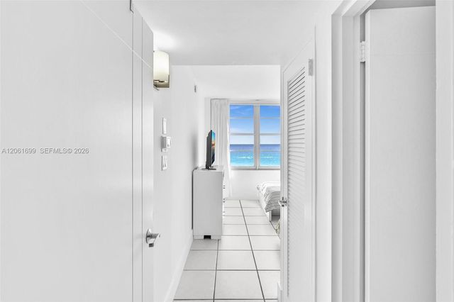 5161 Collins Avenue 1017, Miami Beach, FL 33140