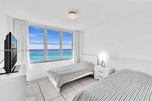 5161 Collins Avenue 1017, Miami Beach, FL 33140