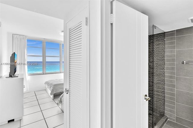 5161 Collins Avenue 1017, Miami Beach, FL 33140
