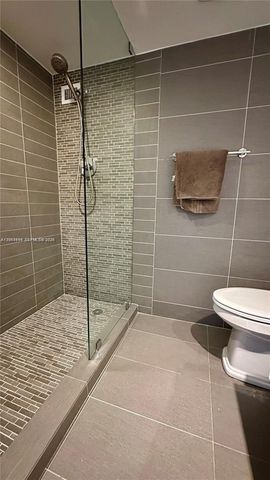 5161 Collins Avenue 1017, Miami Beach, FL 33140